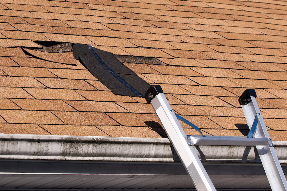 Tips for Resolving Home Roofing Problems