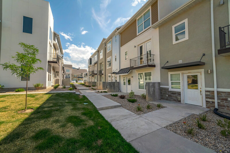 Townhomes Give More Space than Condos, More Affordable than Single-Family Homes