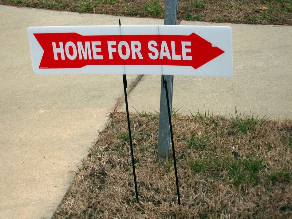 Why You Should Never Sell Your Home Without the Help of an Agent